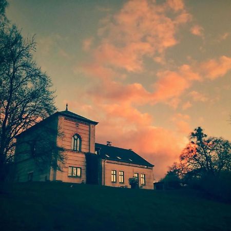 „Rentmeisterhaus Basedow“ Basedow  외부 사진